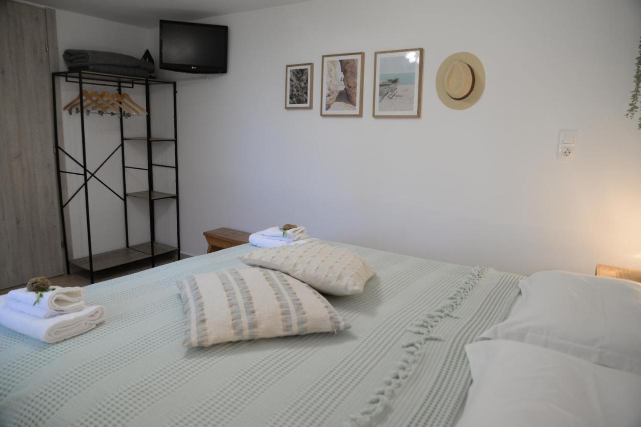 Myrtus Guest House Myrties Esterno foto